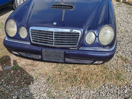 Mercedes E 290 1996