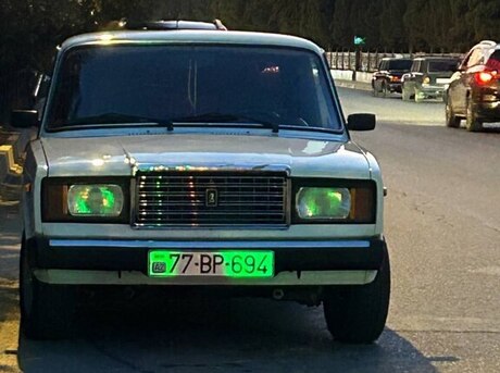LADA (VAZ) 2107 2004