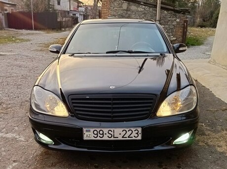 Mercedes S 500