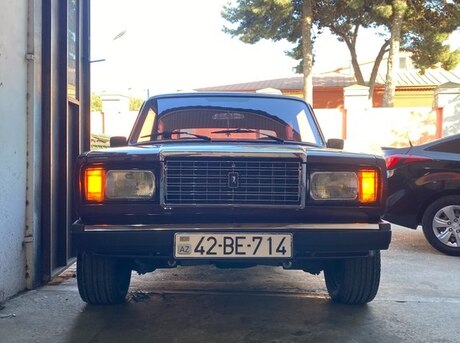 LADA (VAZ) 2107 1999