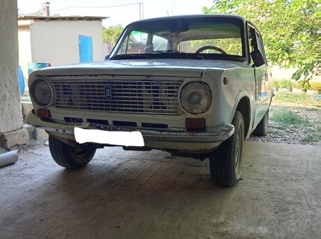 LADA (VAZ) 21011 1975