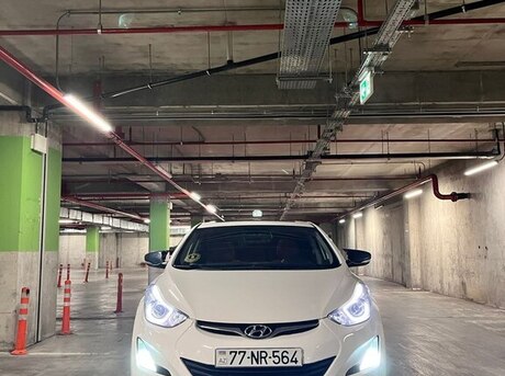 Hyundai Elantra 2015