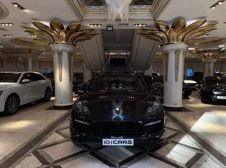 Porsche Cayenne GTS