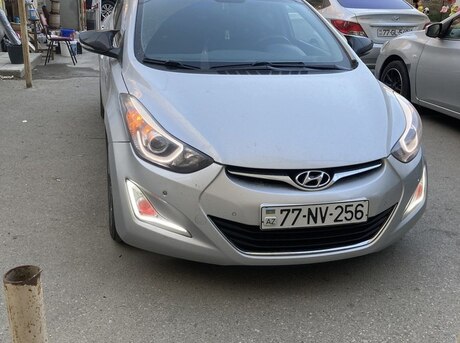 Hyundai Avante 2015