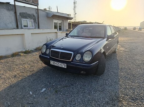 Mercedes E 220 d 1999