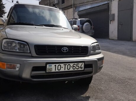 Toyota RAV4 2000