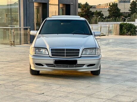 Mercedes C 220 d 2000