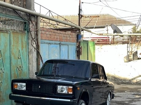 LADA (VAZ) 2107 2010