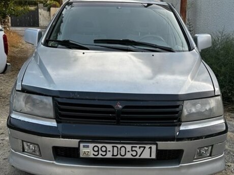 Mitsubishi  2000