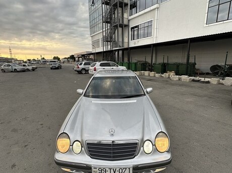Mercedes E 320 2000