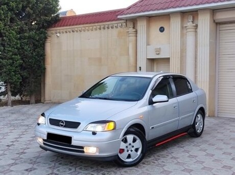 Opel Astra 2003