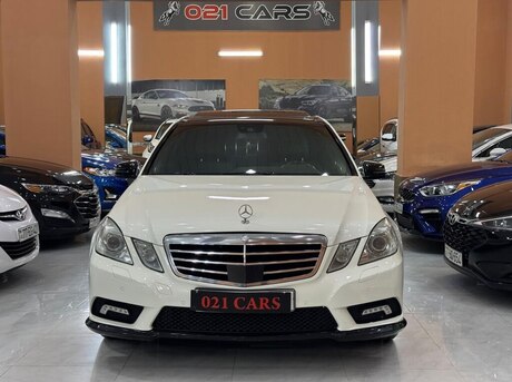 Mercedes E 200
