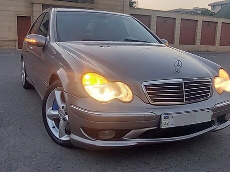 Mercedes C 230