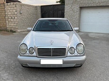 Mercedes E 240 1998