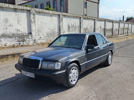 Mercedes 190