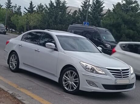 Hyundai Genesis