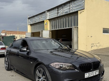 BMW 528