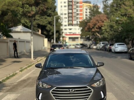 Hyundai Elantra 2017