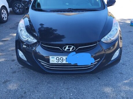 Hyundai Elantra 2011