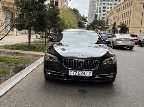 BMW 740