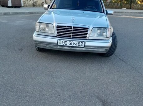 Mercedes E 220 1993