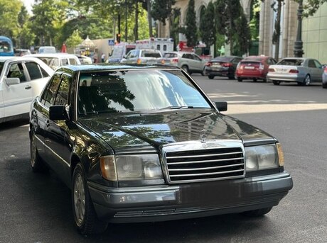 Mercedes E 220 1993