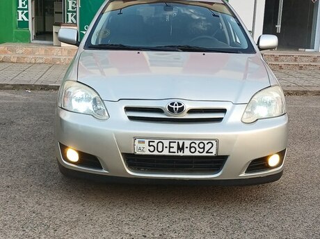 Toyota Corolla 2005
