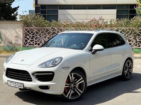 Porsche Cayenne Turbo 2012