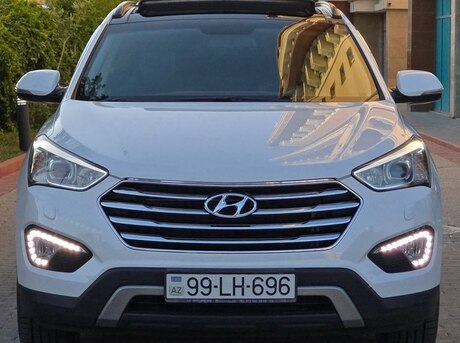 Hyundai Grand Santa Fe