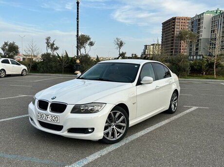 BMW 320 2010