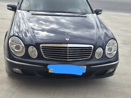 Mercedes E 240 2003