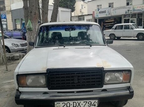 LADA (VAZ) 2107 2001