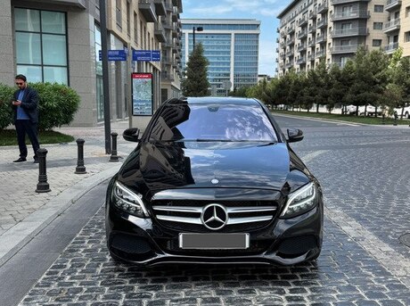 Mercedes C 300