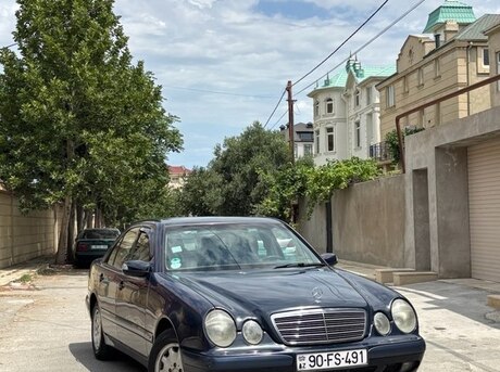 Mercedes E 240 1999