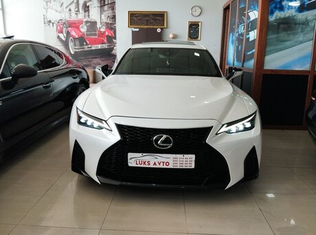 Lexus IS 200t