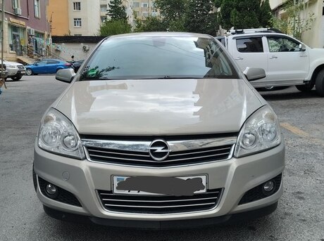 Opel Astra 2009