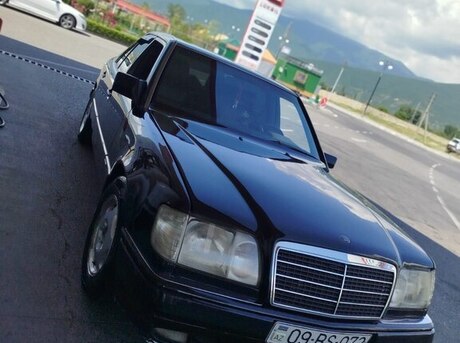 Mercedes E 220 1994