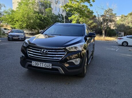 Hyundai Grand Santa Fe