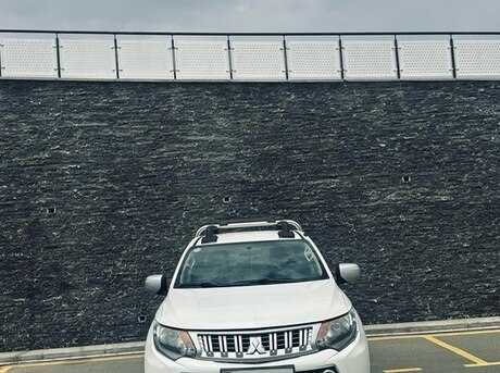 Mitsubishi L200 2016