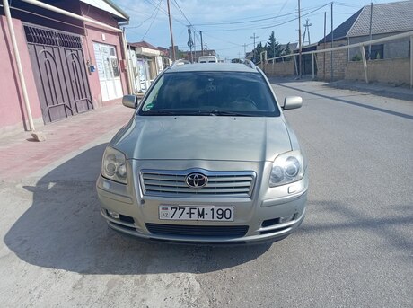 Toyota Avensis 2004