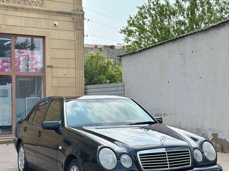 Mercedes E 240 1998