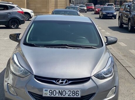 Hyundai Elantra 2011