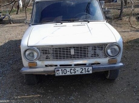 LADA (VAZ) 21011 1985