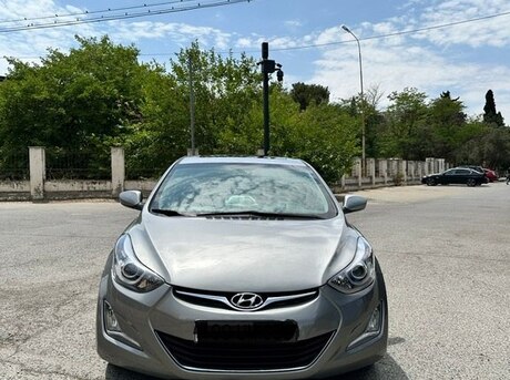Hyundai Elantra 2015