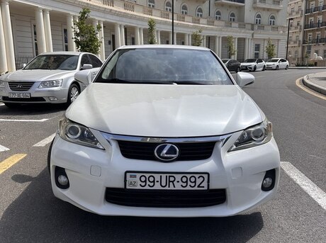 Lexus CT 200h