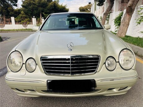 Mercedes E 240 2000