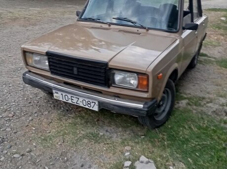 LADA (VAZ) 2107
