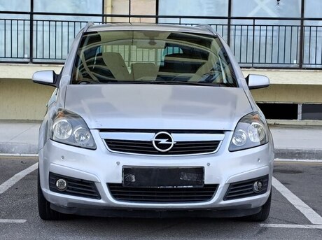 Opel Zafira 2005