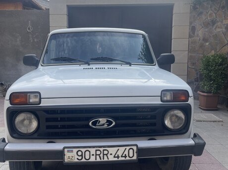 LADA (VAZ) Niva 2012