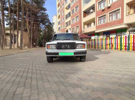 LADA (VAZ) 2107 2000